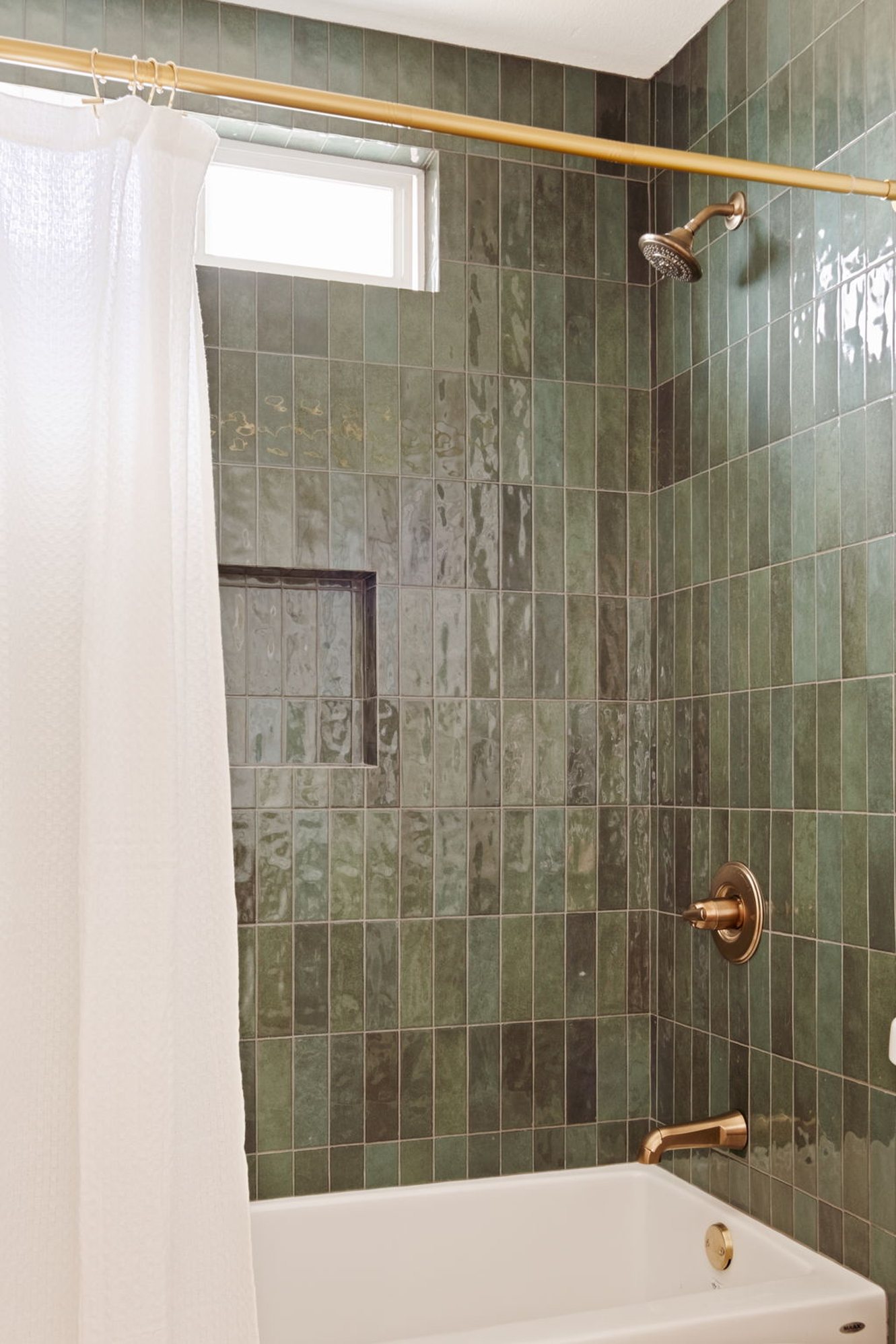 Gale Avenue green tile bath