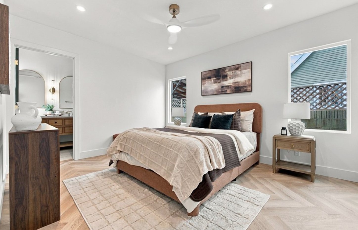 7th Street primary bedroom