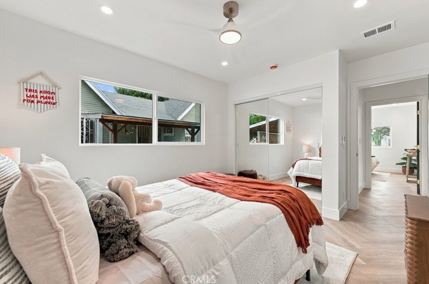 7th Street guest bedroom
